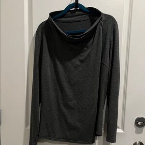 Lululemon top